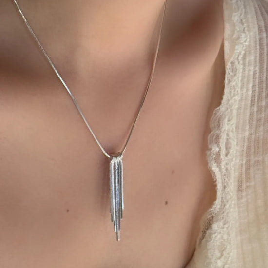 Tidal Vibes fashionable-fringed-necklace-womens-long-style-pendan