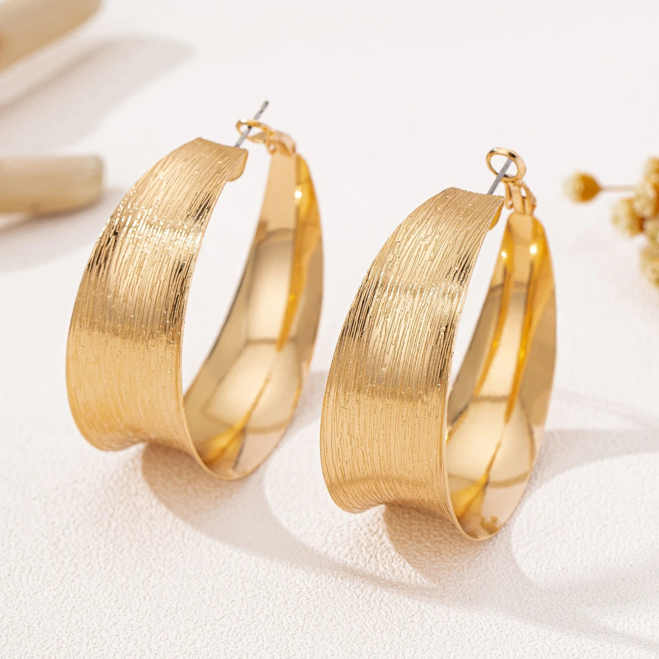 Tidal Vibes Simple Brushed Finish Earrings Women