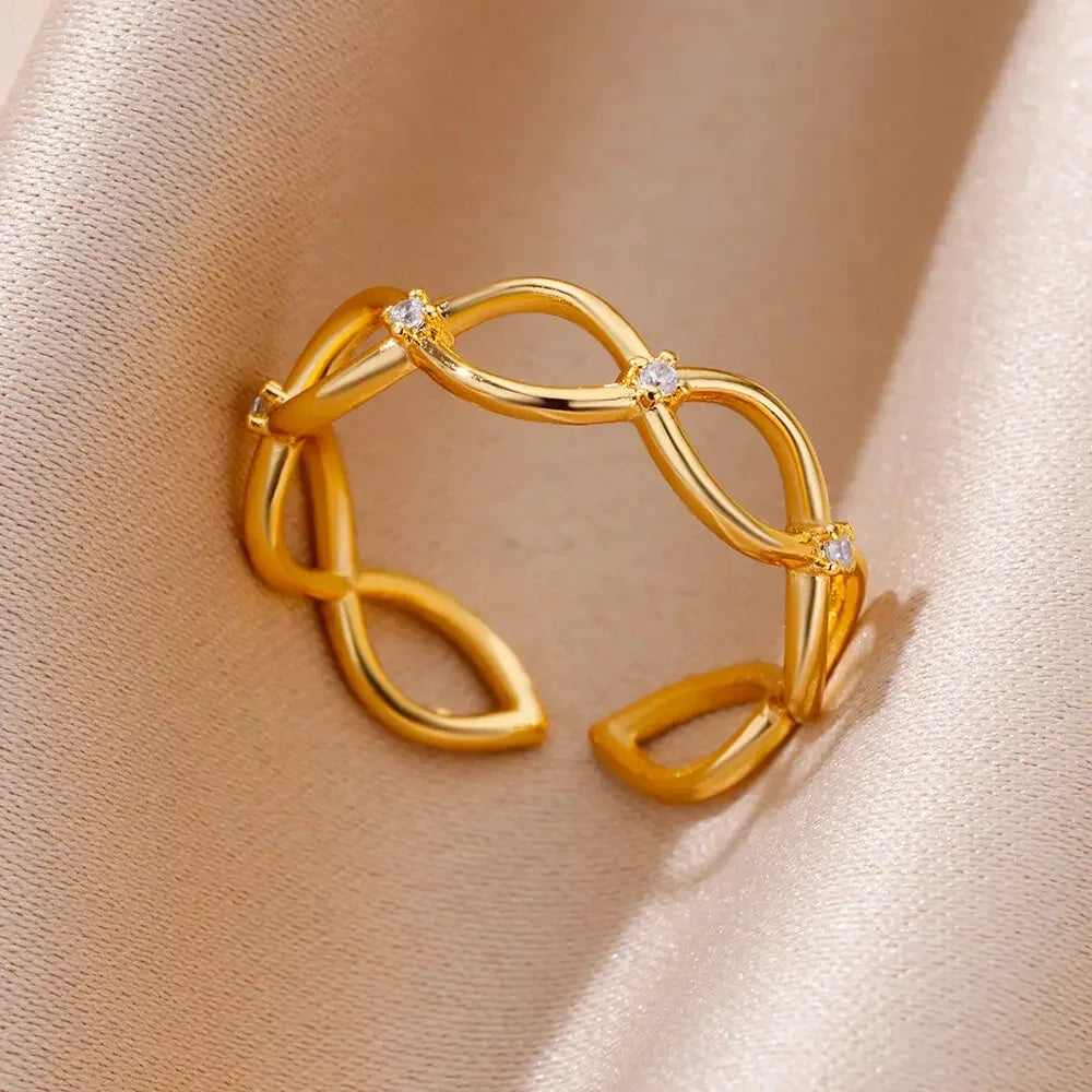Tidal Vibes Gold Heart Stainless Steel Ring Women