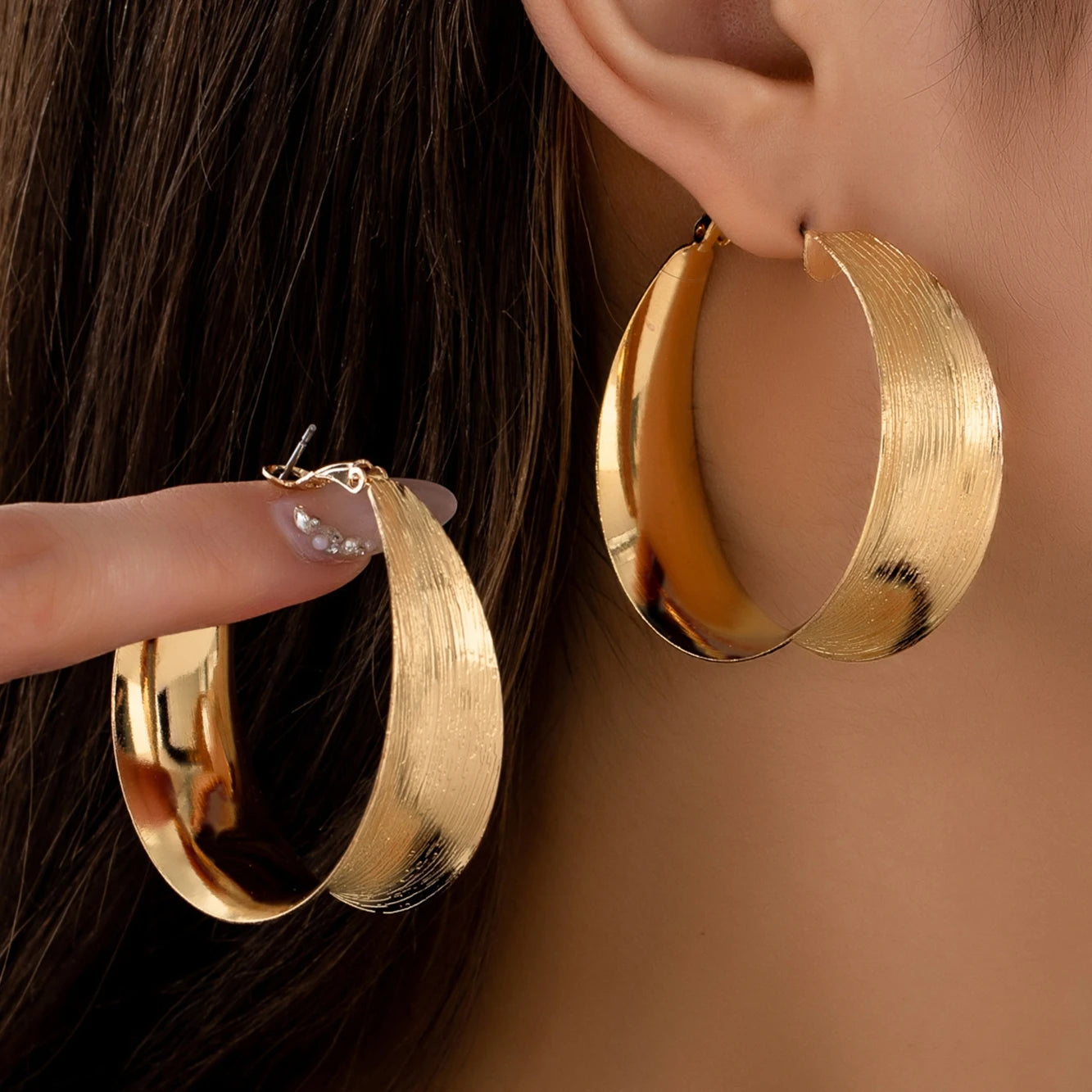 Tidal Vibes Simple Brushed Finish Earrings Women